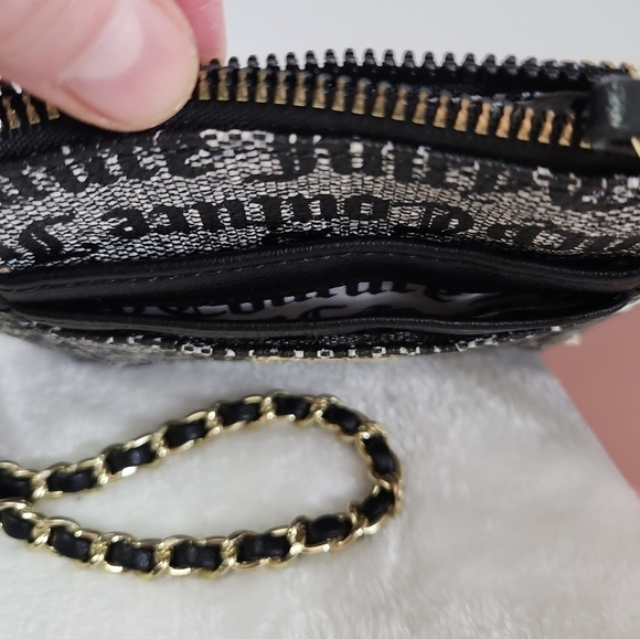 Juicy Culture Black Beige Floral Wristlet Credit Card Key Chain 2 Piece Set NWT - Picture 6 of 14